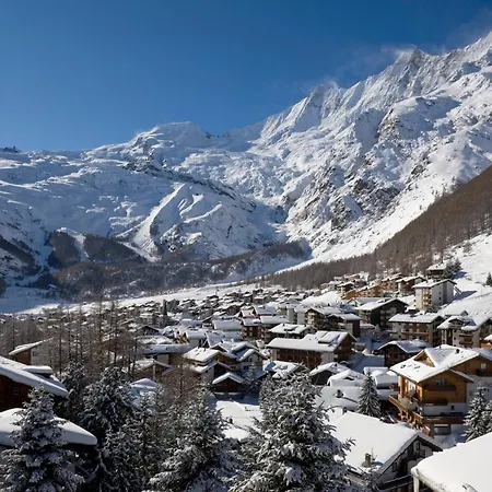 Joli Studio Fraichement Renove A Cote Des Pistes Saas-Fee